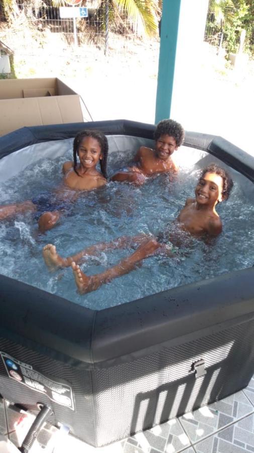 La Kay'Loulou Avec Spa Et Piscine Saint-Pierre Экстерьер фото